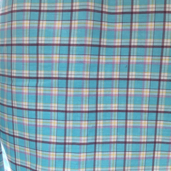 Men’s medium checkered button up - Picture 3 of 3